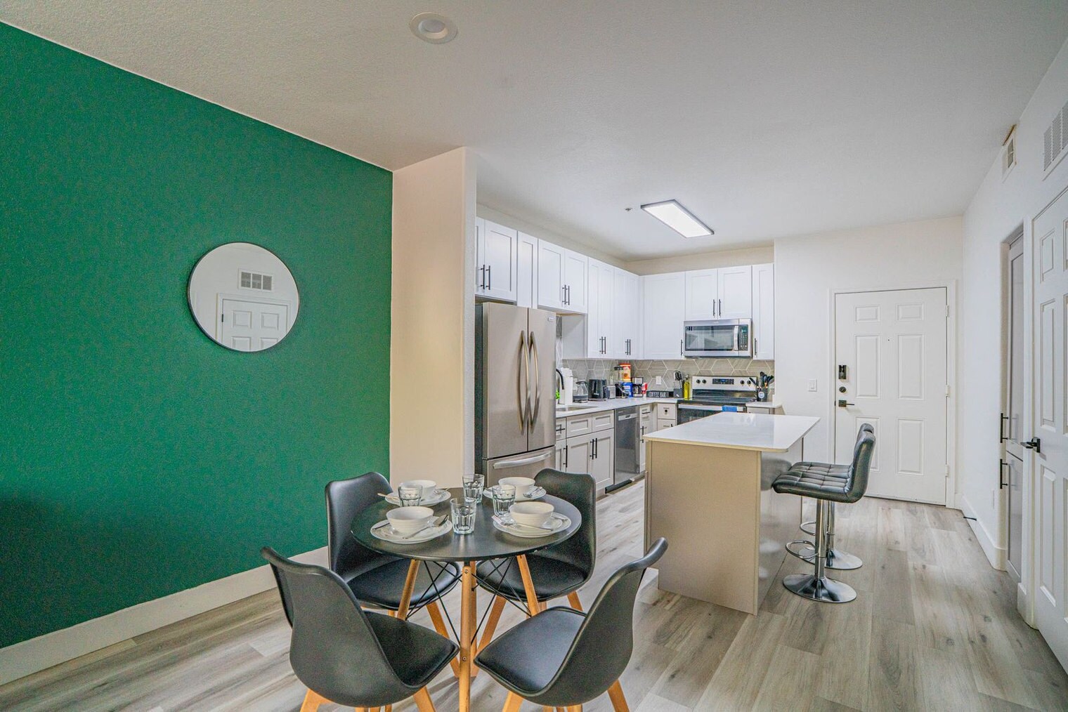 Building Photo - 6610 N 93rd Ave