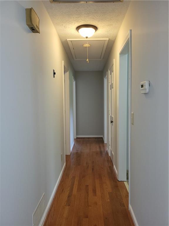 Building Photo - 4548 Shallowford Rd