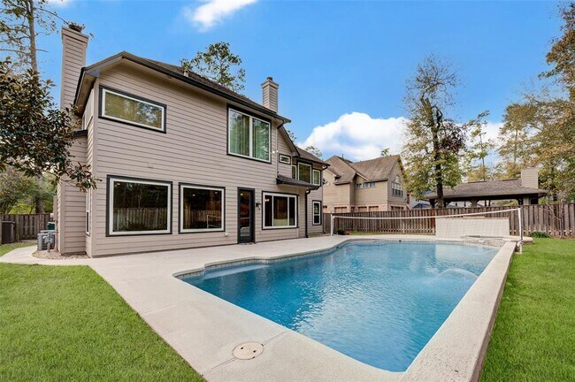 Building Photo - 18 Candle Pine Pl