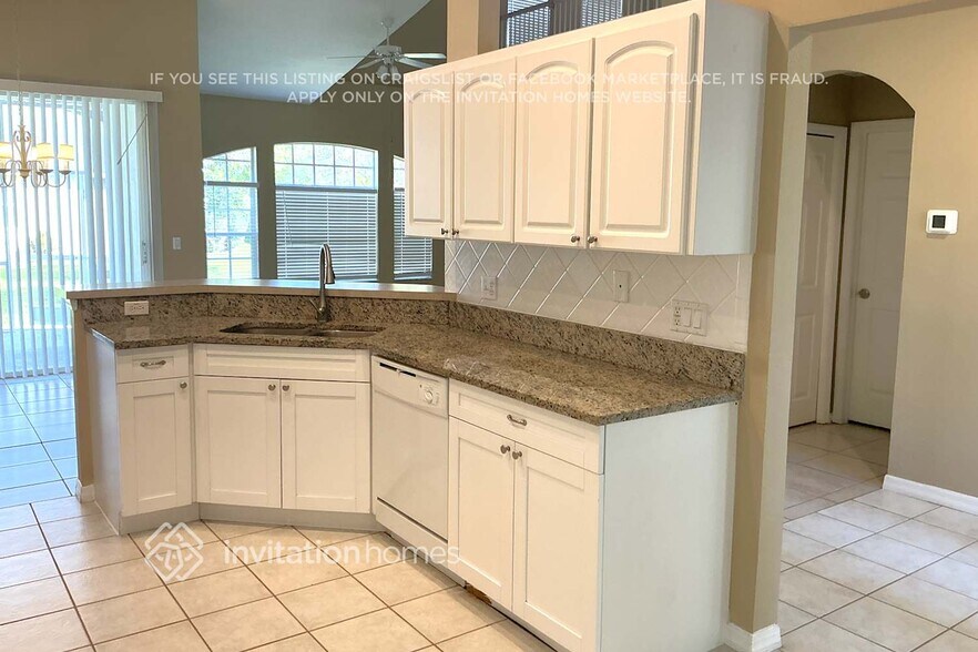 Building Photo - 11443 Short Ct