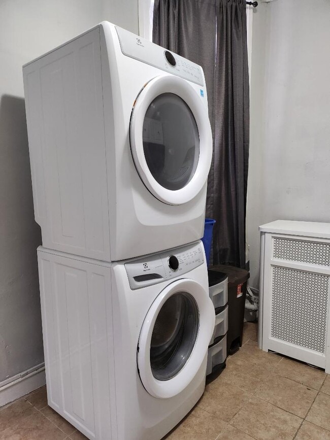 Building Photo - 6515 Germantown Ave