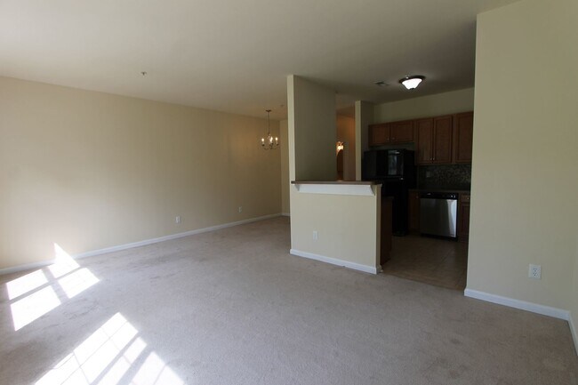 Building Photo - 316 Ross Ct