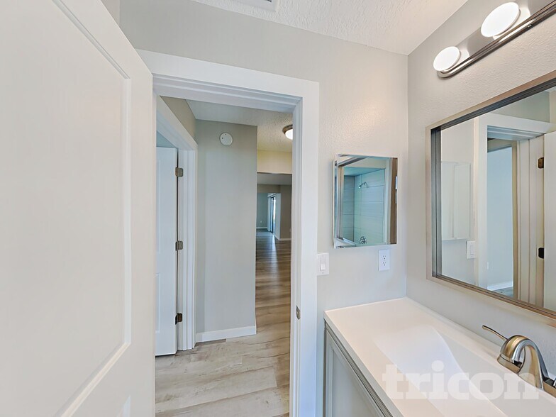 Building Photo - 13079 Spencer Ct