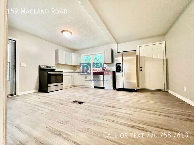 Building Photo - 159 Macland Rd
