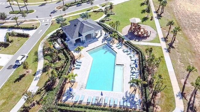 Building Photo - 718 Overpool Ave