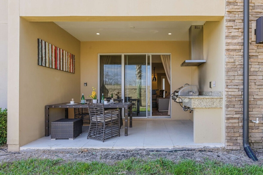 Building Photo - 3231 Brasilia Ave