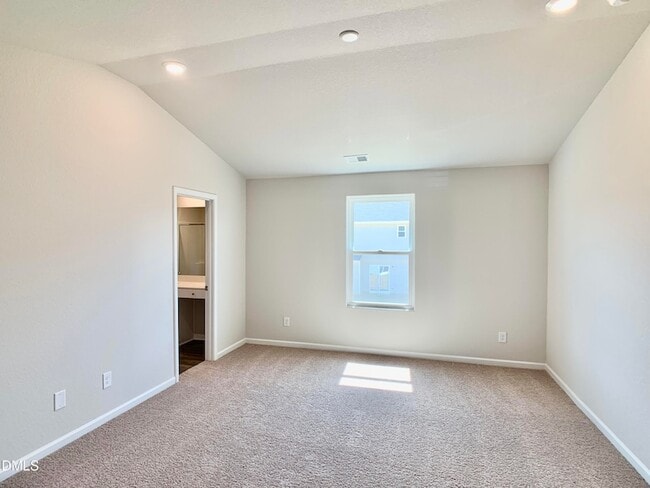 Building Photo - 213 Brisk Dr