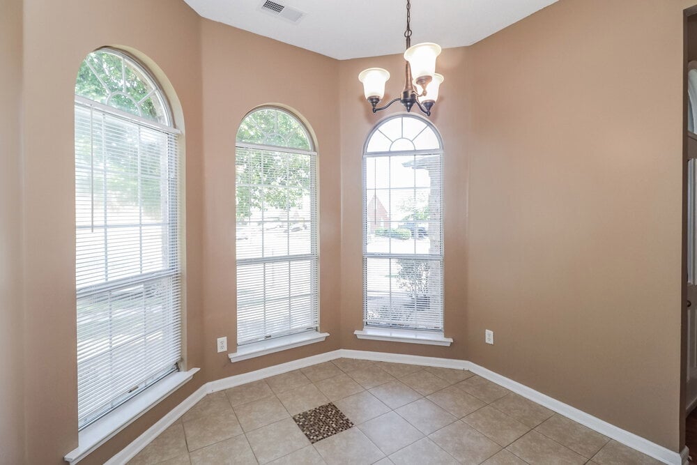 Building Photo - 2811 Misty Bay Dr