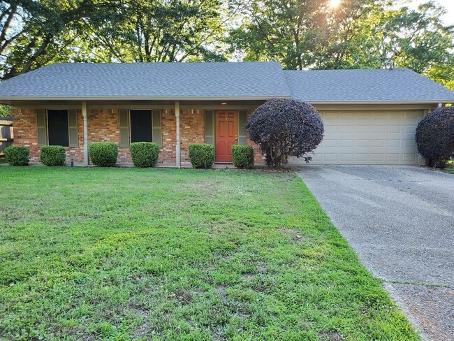 Primary Photo - 3205 Andy Ln