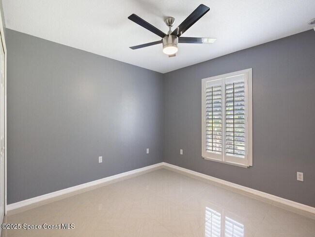 Building Photo - 8575 105th Ct