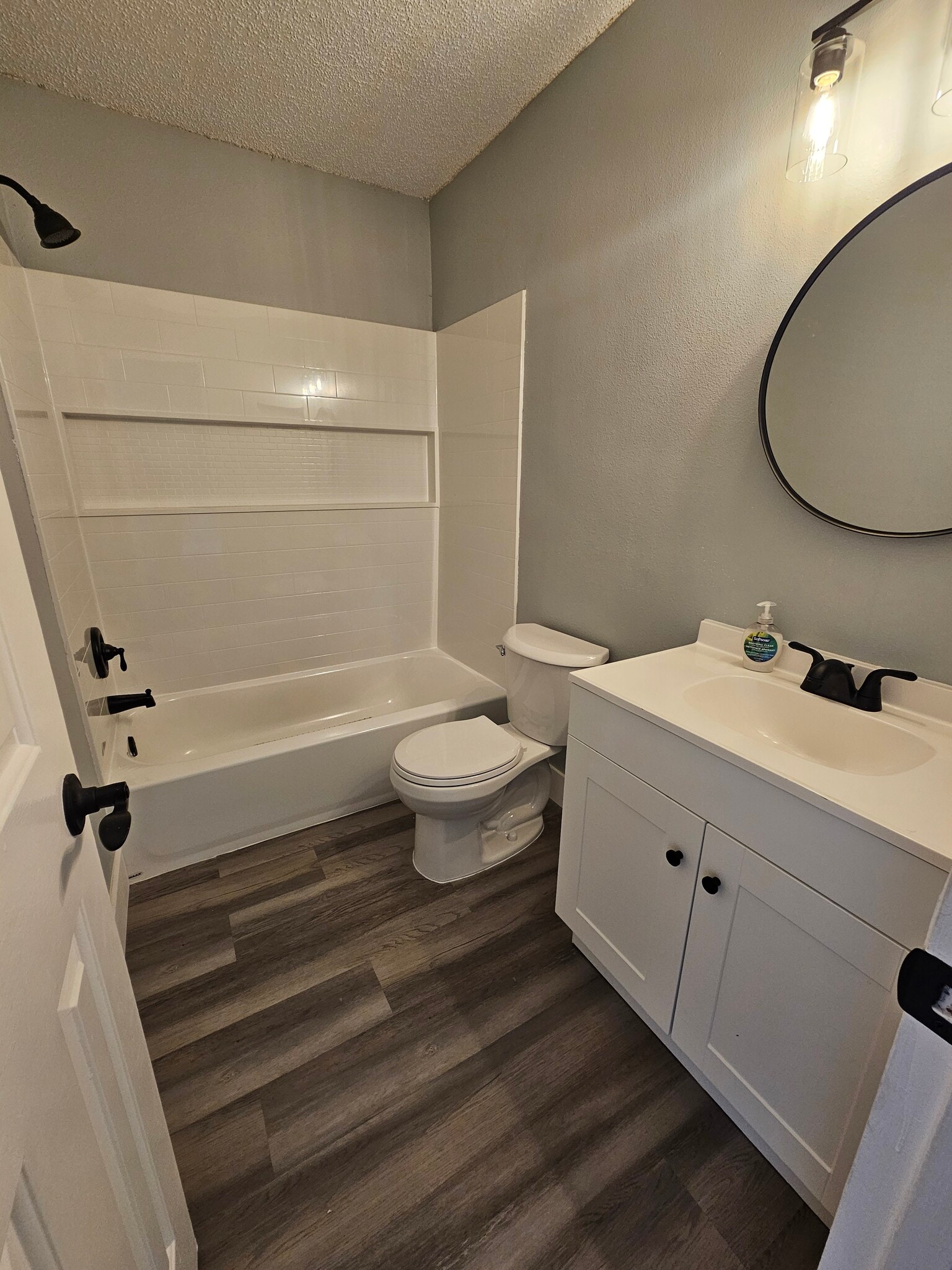 Building Photo - 224 Ridge Crest Loop