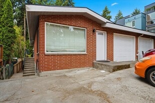 Building Photo - 14007 Greenwood Ave N
