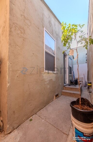 Building Photo - 6308 Whittier Blvd