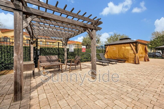 Building Photo - 2663 Andros Ln