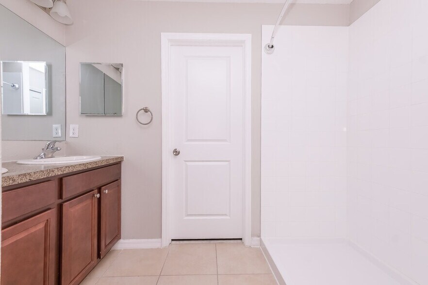 Building Photo - 4319 Globe Thistle Dr