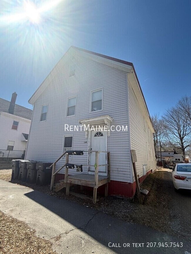 Building Photo - 160 Grove St