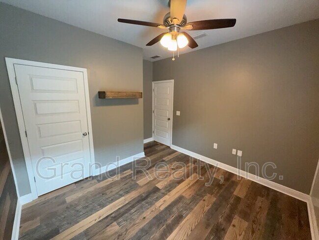 Building Photo - 3654 Hawks Landing Cir