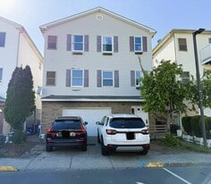 Building Photo - 5 Sumo Village Ct