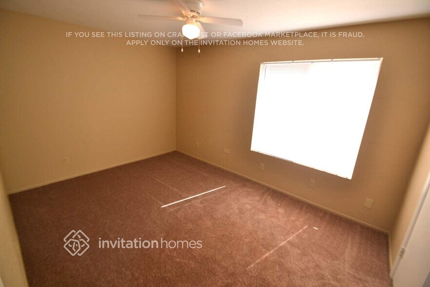 Building Photo - 6432 W Christy Dr
