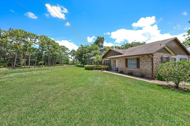 Building Photo - 157 Doe Trail
