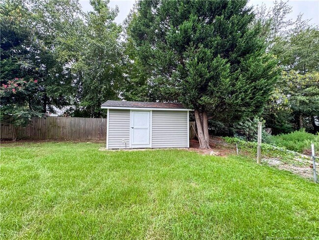 Building Photo - 7408 Paxton Dr