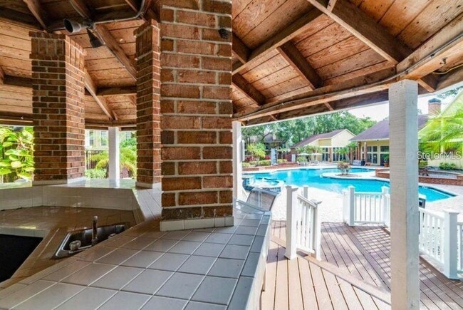Building Photo - 8722 Mallard Reserve Dr