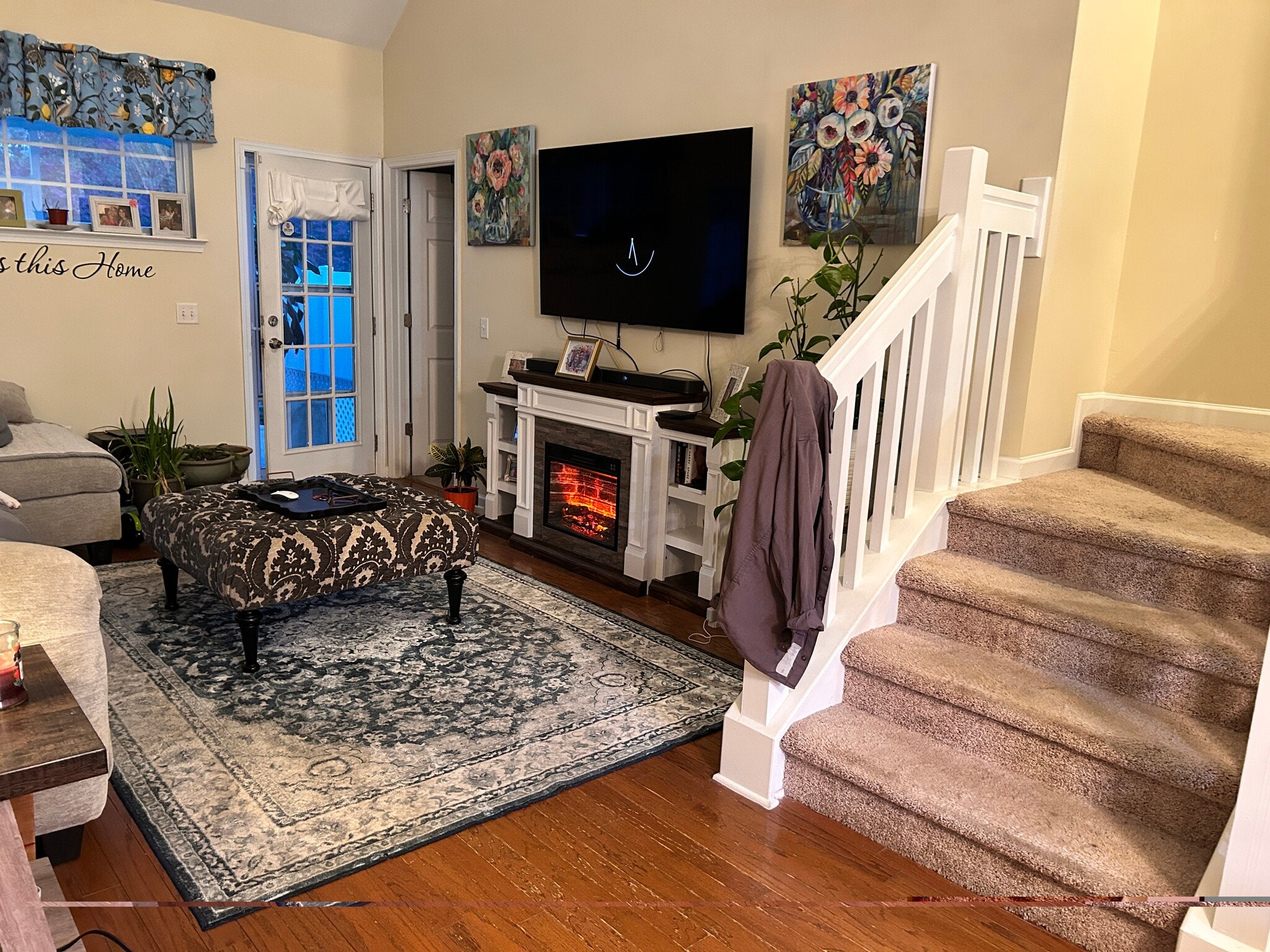 Building Photo - 324 Gallery Way