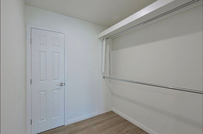 Building Photo - 143 Buccaneer Dr