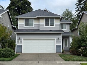 Building Photo - Spacious 3BD/2.5BTH Home w/ Modern Upgrade...