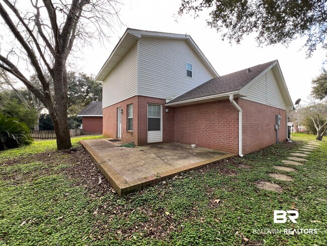 Building Photo - 120 Covey Run Pl
