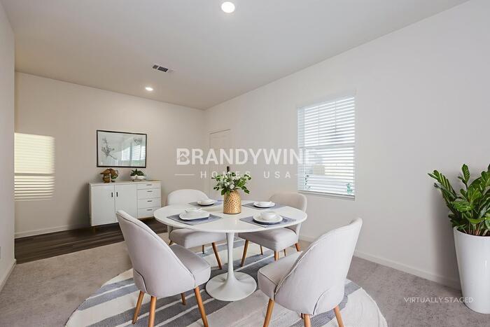 Building Photo - 8301 Sniptoe Dr