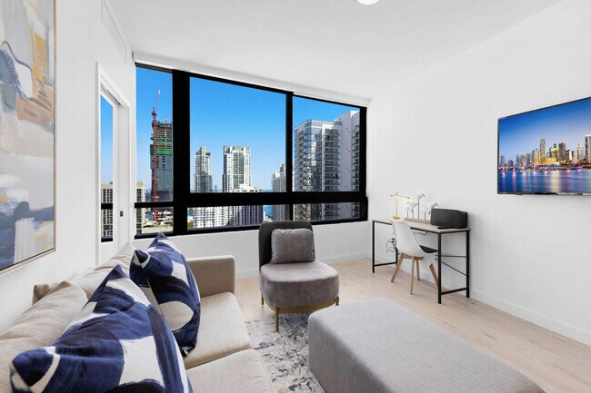 Building Photo - 225 N Miami Ave