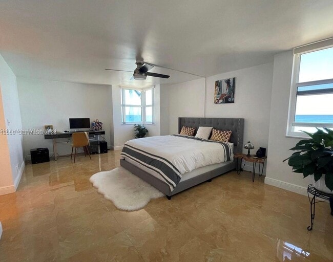 Building Photo - Beautiful 2-Bedroom, 2-Bathroom Apartment with Direct Ocean Views.