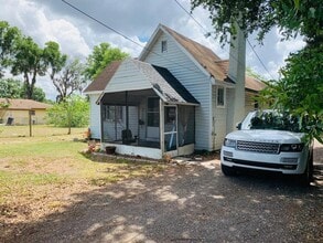 Building Photo - 1428 Powhatan Ct