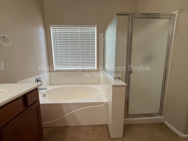 Building Photo - 16825 S 30th Ave