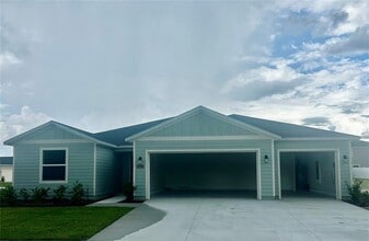 Building Photo - 8432 SW 41st Cir