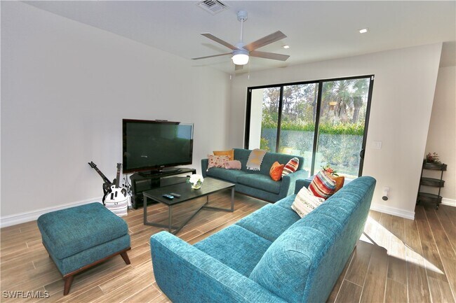 Building Photo - 7352 Rockefeller Dr