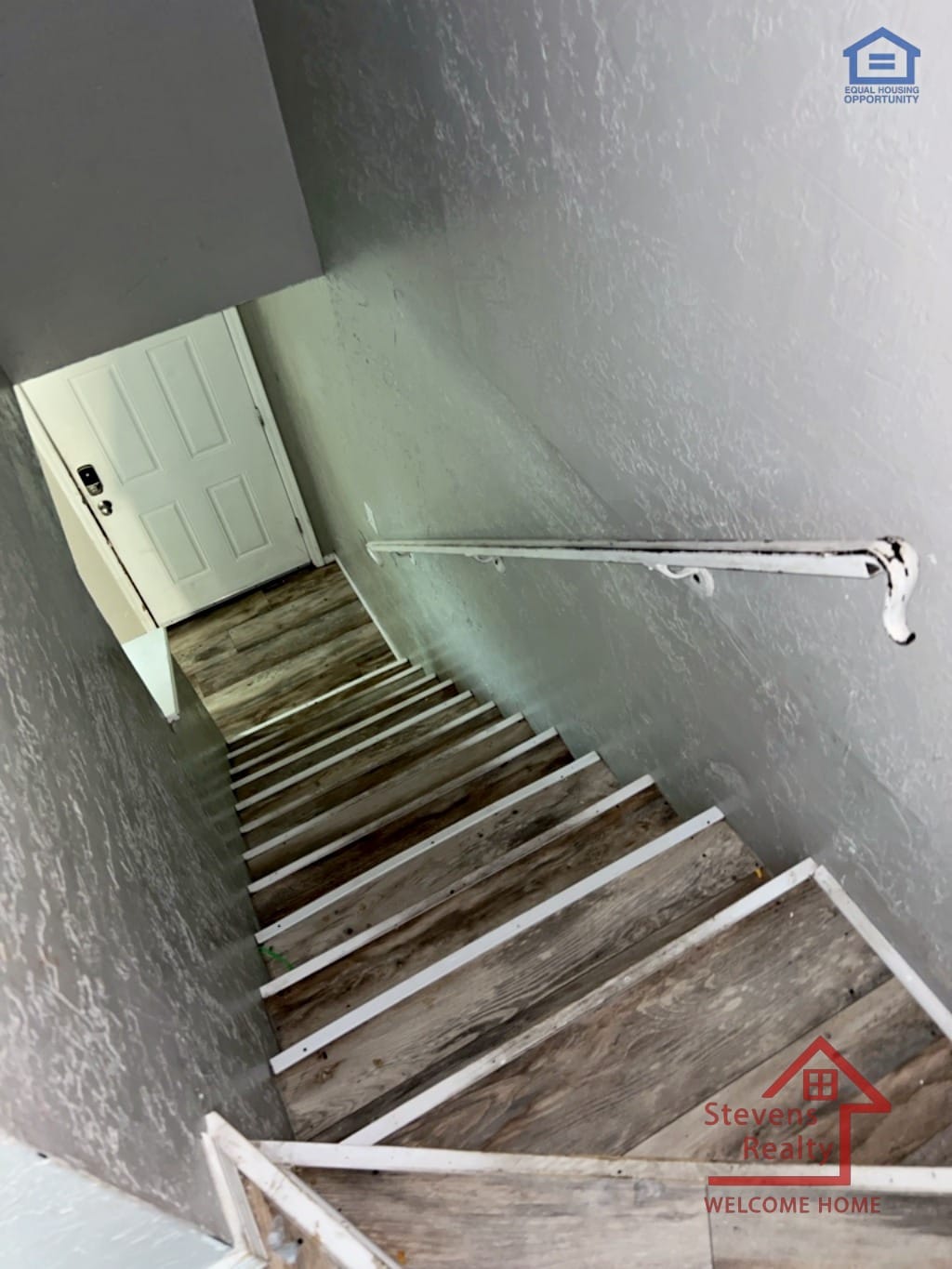 Building Photo - 2111 NW Lindy Ave