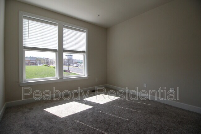 Building Photo - 14911 River Walk Way