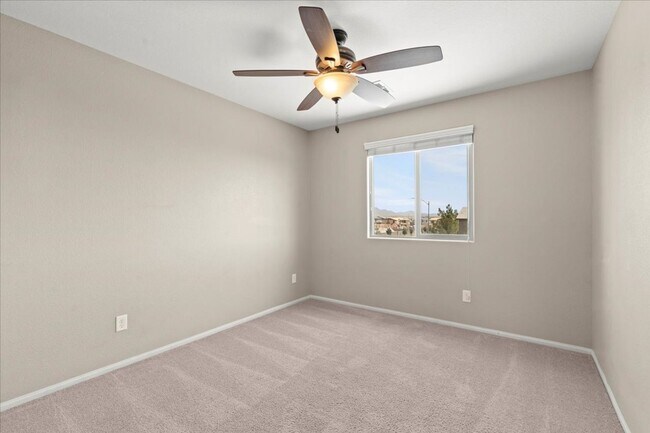 Building Photo - North Las Vegas Beauty – Roomy, Stylish, a...