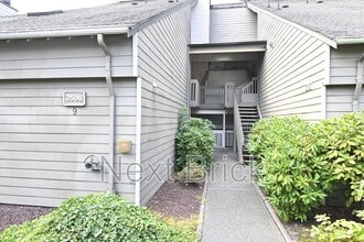 Building Photo - 2506 S 317th St