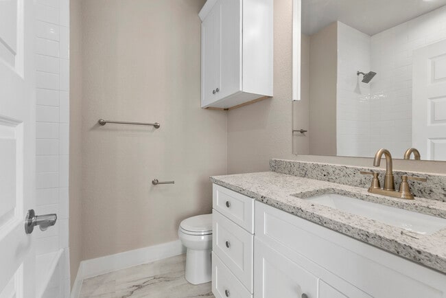 Building Photo - 119 Ave Ventana