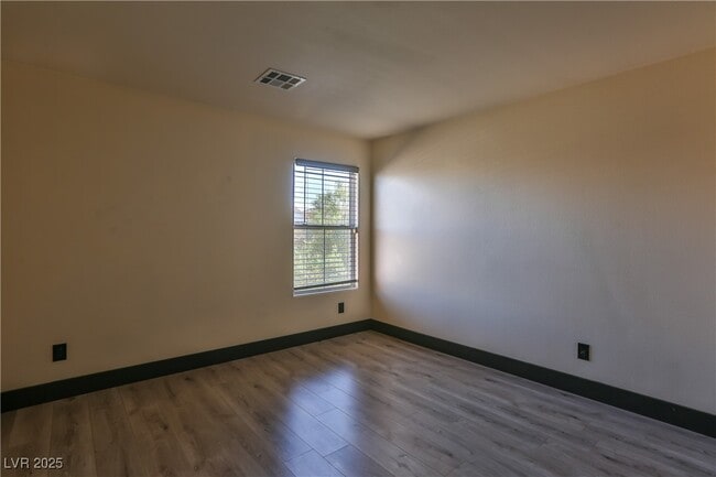 Building Photo - 235 Calvino Ave
