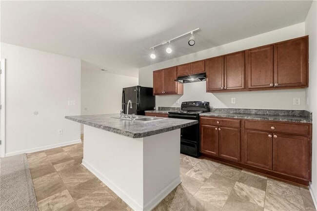 Building Photo - 2383 Hackamore Dr