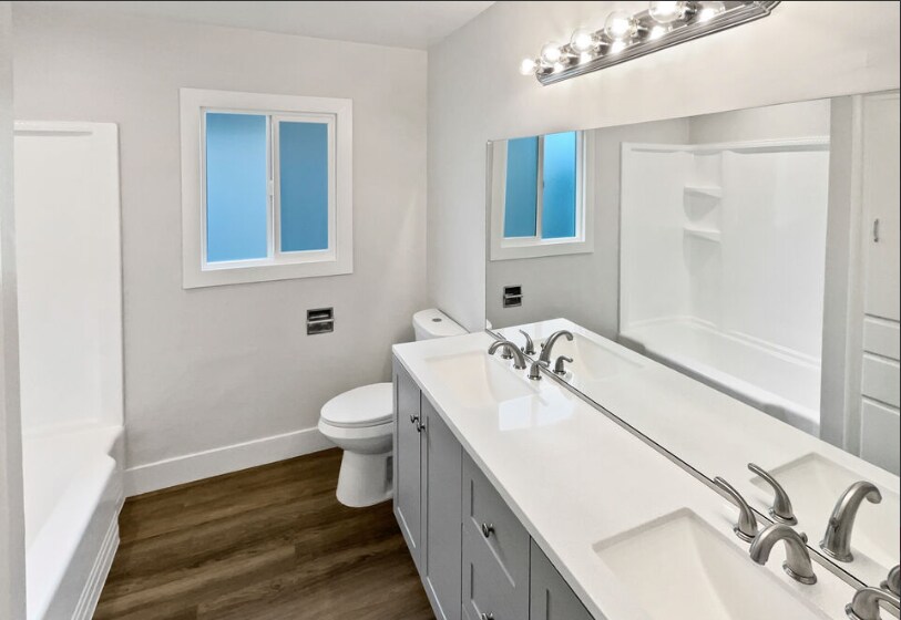 Building Photo - 704 Mountain Ave