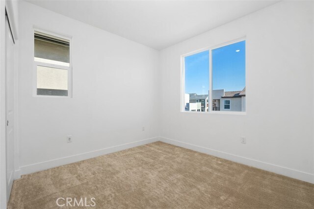 Building Photo - 125 Seep