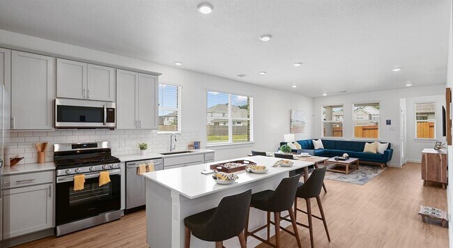 Building Photo - 5019 Visionary Dr