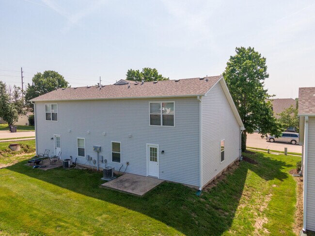 Building Photo - 3517 Prescott Dr