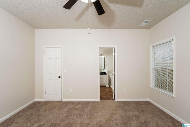 Building Photo - 1144 Amberley Woods Dr
