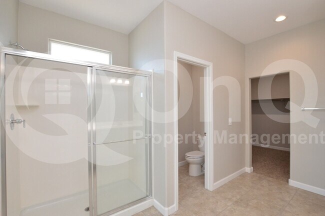 Building Photo - 36604 N Asturian Vly Wy